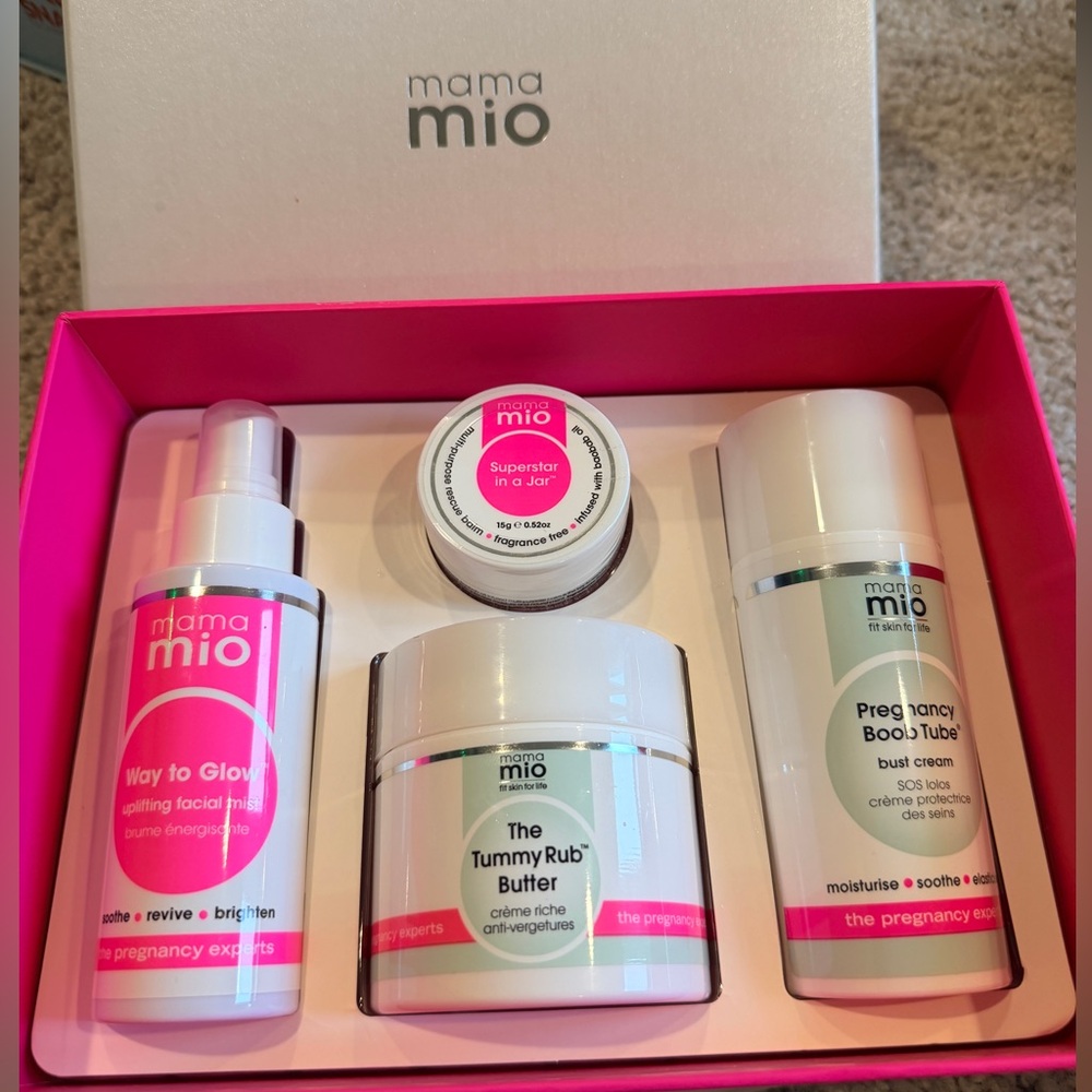 Mama Mio Bloomin' Lovely Perfect Pamper Pack For Mama-To-Be (4PCS)NEW
#pregnancy